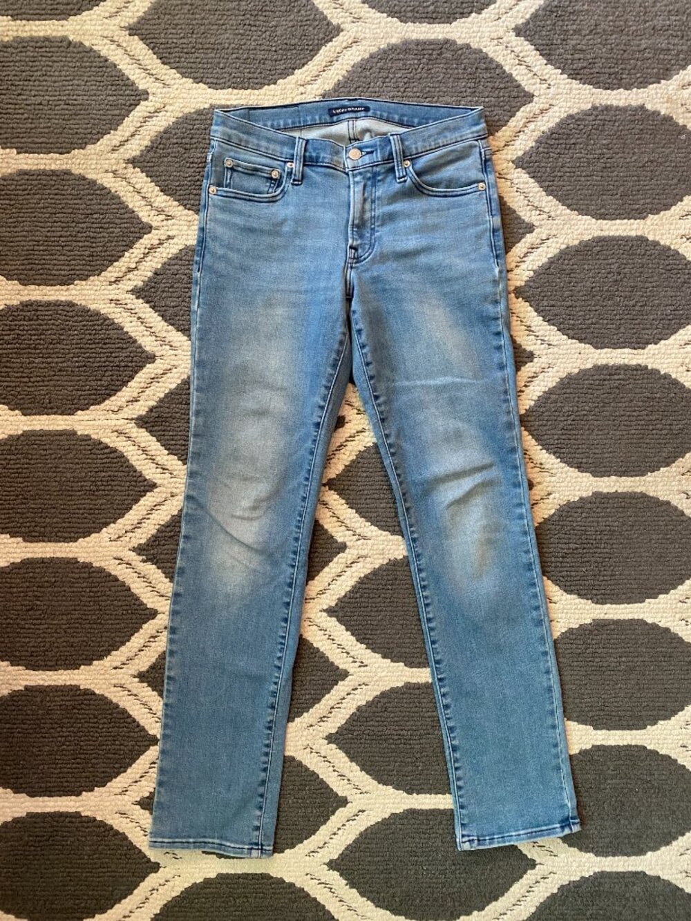 Lucky Brand Mid Rise Sweet Straight Jeans Size 4 / 27